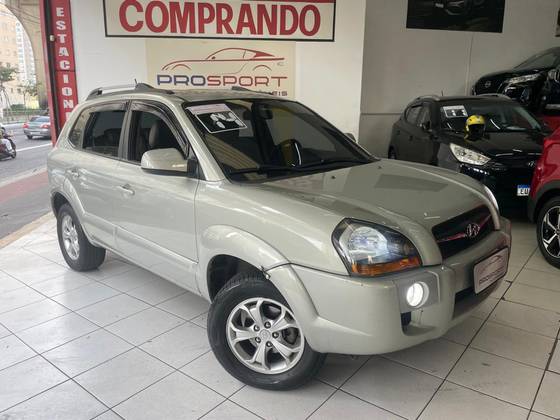 HYUNDAI TUCSON 2.0 MPFI GLS 16V 143CV 2WD FLEX 4P AUTOMÁTICO HYUNDAI TUCSON 2.0 MPFI GLS 16V 143CV 2WD FLEX 4P AUTOMÁTICO